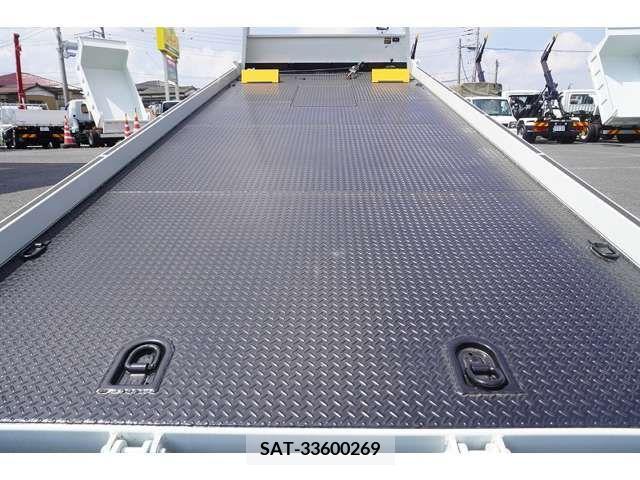 Mitsubishi CANTER 2024-03 411896-17