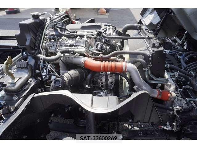 Mitsubishi CANTER 2024-03 411896-14