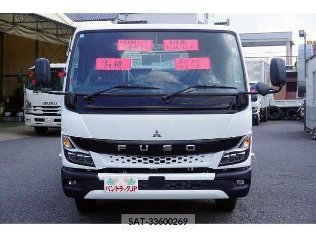 Mitsubishi CANTER 2024-03 411896-1