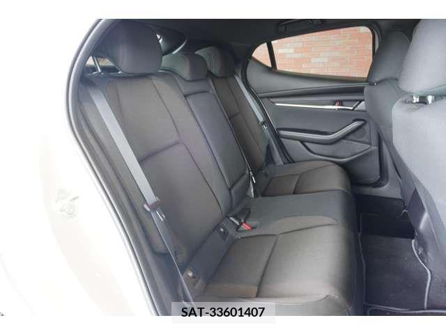 Mazda MAZDA3 2022-06 336530-7