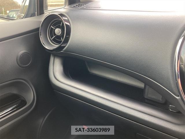 Toyota AQUA 2019-06 260588-18