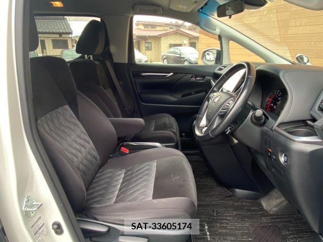 Toyota VELLFIRE 2019-04 217821-9