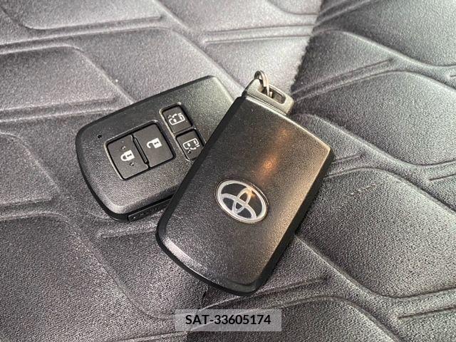 Toyota VELLFIRE 2019-04 217821-10