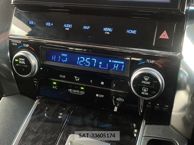 Toyota VELLFIRE 2019-04 217821-14