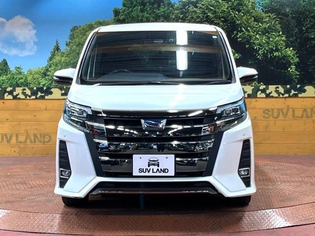 Toyota NOAH HYBRID 2017-11 189641-15