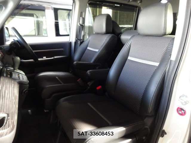Honda e 2017-03 205839-9
