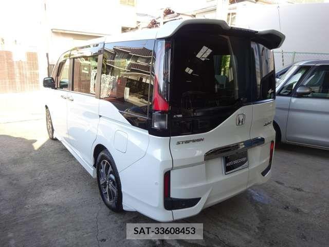 Honda e 2017-03 205839-5