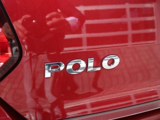 VolksWagen POLO 2017-07 20694-10