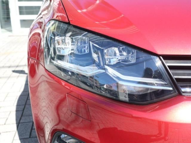 VolksWagen POLO 2017-07 20694-13