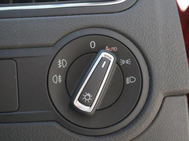 VolksWagen POLO 2017-07 20694-19