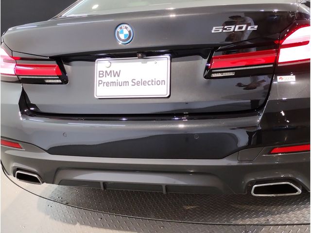 Bmw 5 SERIES 2022-08 18416-4