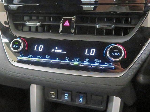 Toyota COROLLA CROSS 2022-10 7648-8