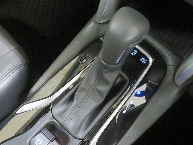 Toyota COROLLA CROSS 2022-10 7648-11