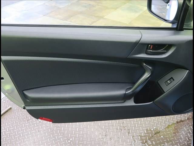 Toyota 86 2017-11 6732-22