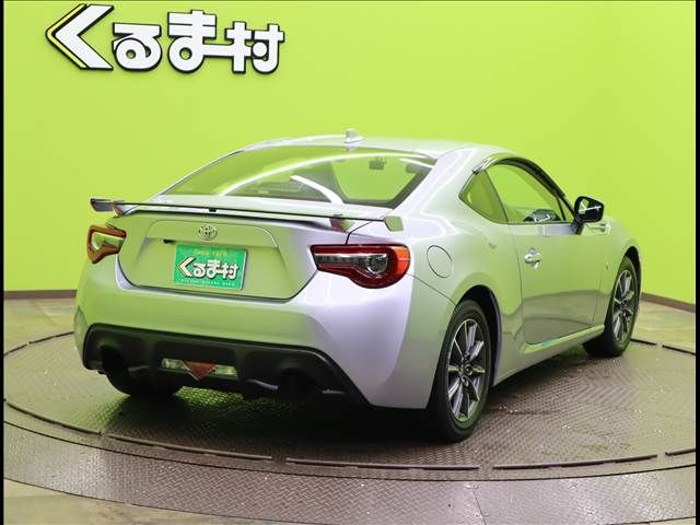 Toyota 86 2017-11 6732-1