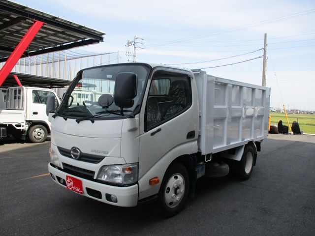 Hino DUTRO 2012-09 3568-9