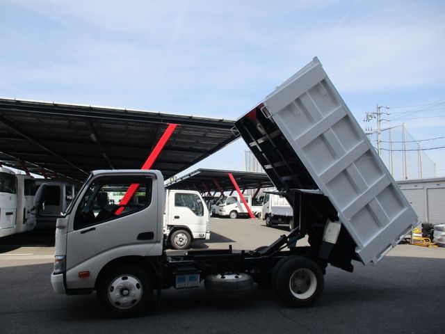 Hino DUTRO 2012-09 3568-4