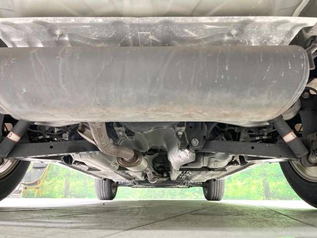 Nissan X-TRAIL 2016-09 186043-19