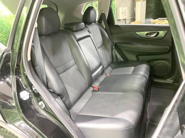 Nissan X-TRAIL 2016-09 186043-9