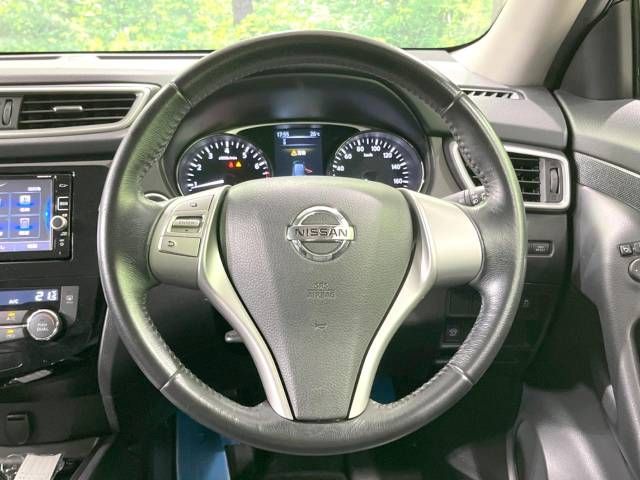 Nissan X-TRAIL 2016-09 186043-11