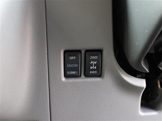 Nissan NV350 Caravan 2015-03 21019-10