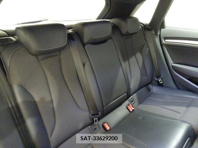 Audi A3 2019-04 214201-12