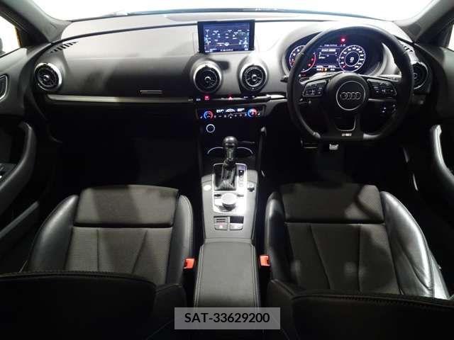 Audi A3 2019-04 214201-6