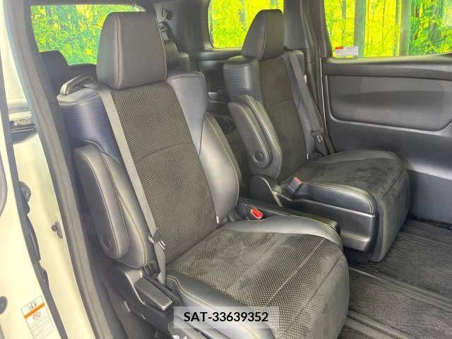 Toyota VELLFIRE 2016-11 299361-9