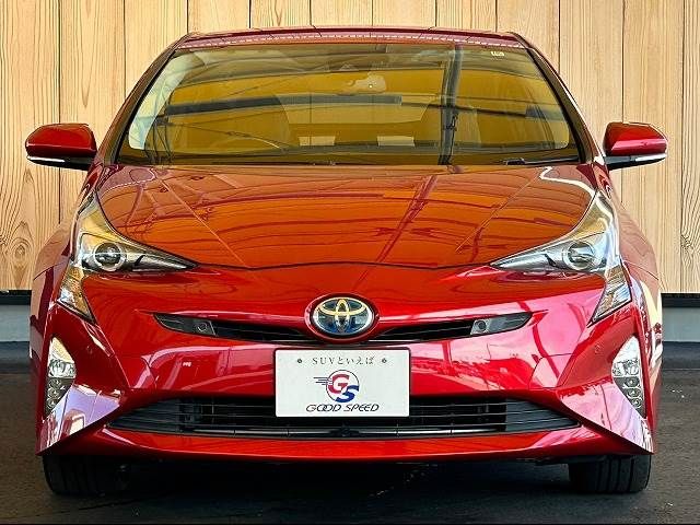 Toyota PRIUS 2017-06 9657-12