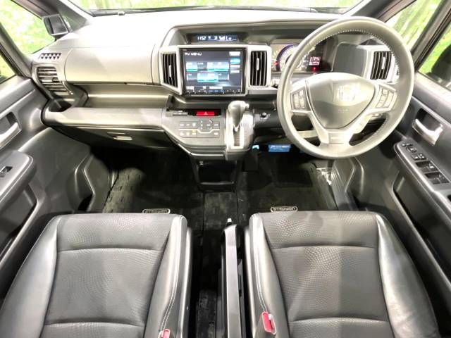 Honda e 2014-02 20955-1
