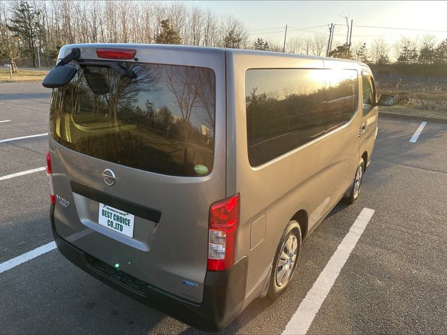 Nissan NV350 Caravan 2012-12 1760-15