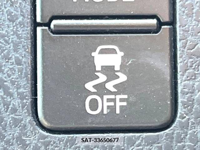 Toyota ESQUIRE 2017-04 359789-7