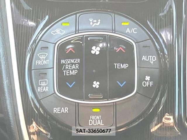 Toyota ESQUIRE 2017-04 359789-14