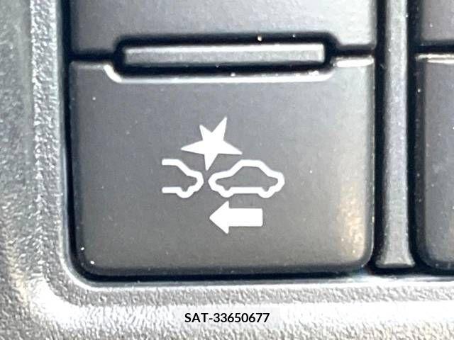 Toyota ESQUIRE 2017-04 359789-5