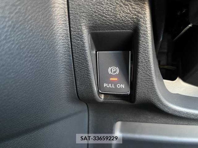Toyota NOAH 2014-03 204413-19