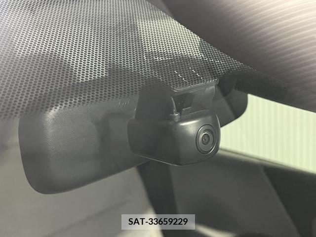 Toyota NOAH 2014-03 204413-18