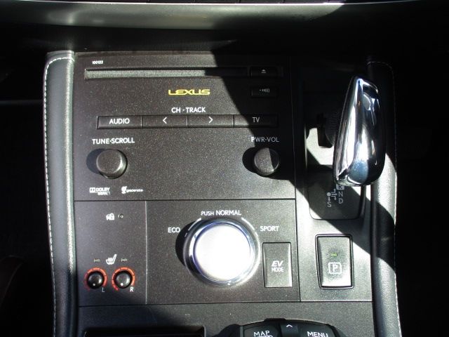 Lexus CT 2013-06 2681-16