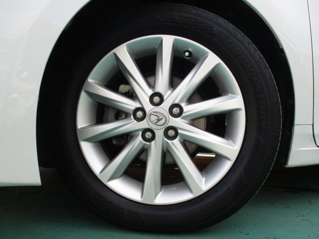 Lexus CT 2013-06 2681-7