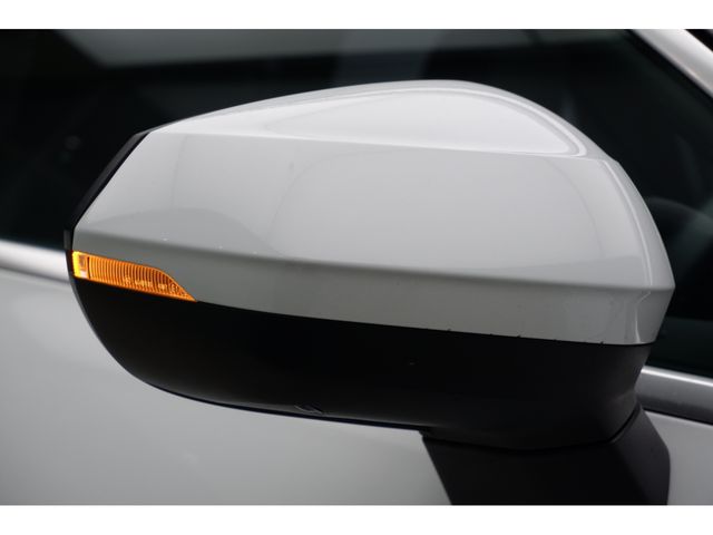Audi Q3 2021-05 181857-26