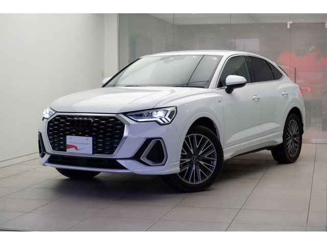 Audi Q3 2021-05 181857-0