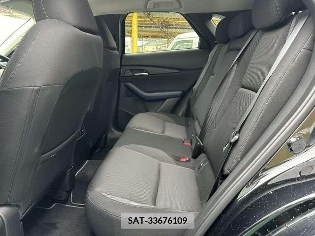 Mazda CX-30 2022-03 265630-3