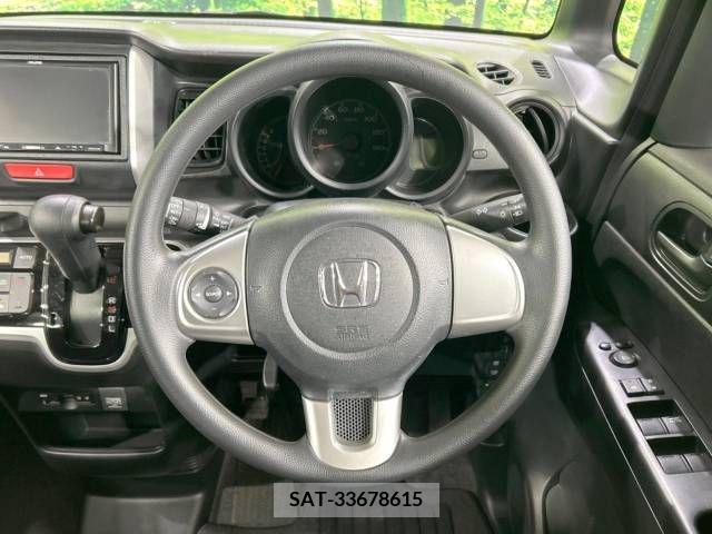 Honda N BOX 2016-04 306652-11