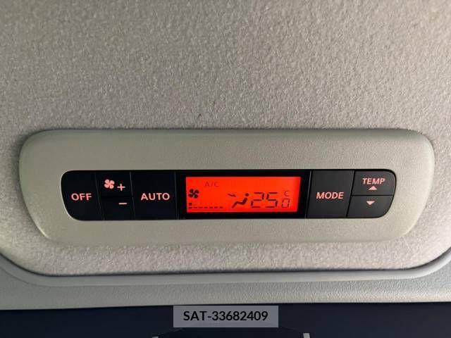 Nissan ELGRAND 2015-08 268456-6