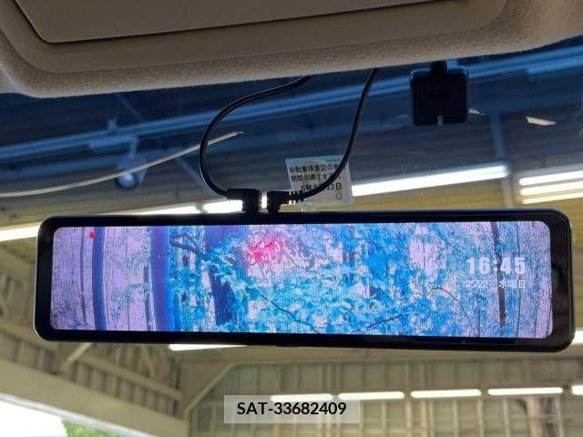 Nissan ELGRAND 2015-08 268456-5