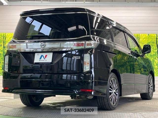 Nissan ELGRAND 2015-08 268456-17
