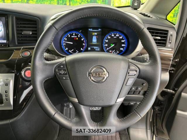 Nissan ELGRAND 2015-08 268456-11