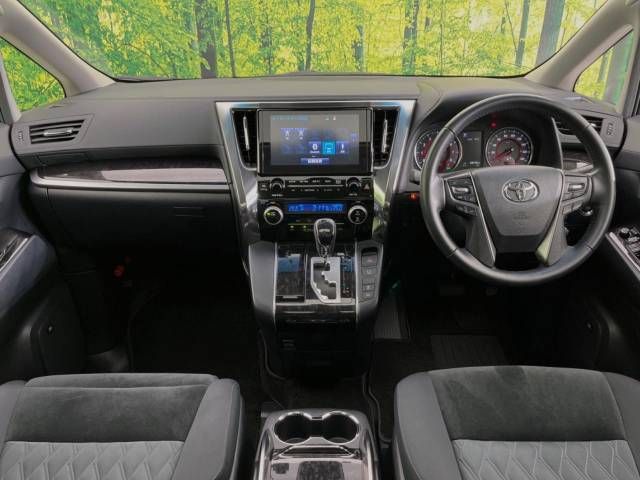 Toyota VELLFIRE 2019-04 15053-1