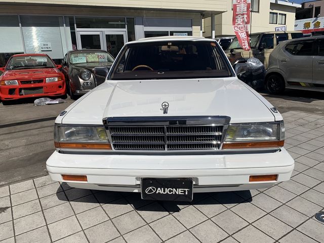 Nissan GLORIA WAGON 1990-05 709-2