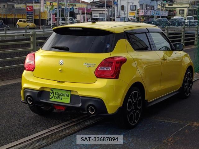 Suzuki SWIFT 2017-09 320821-1