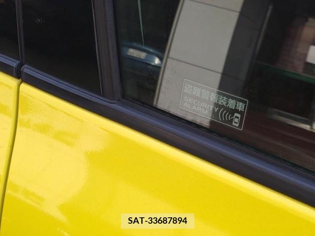 Suzuki SWIFT 2017-09 320821-11